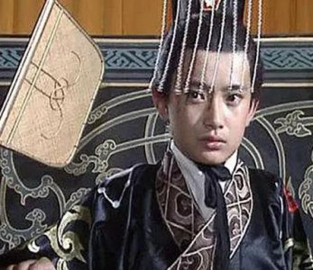 ​古代皇帝被权臣架空权力时 皇帝为什么不直接斩杀权臣
