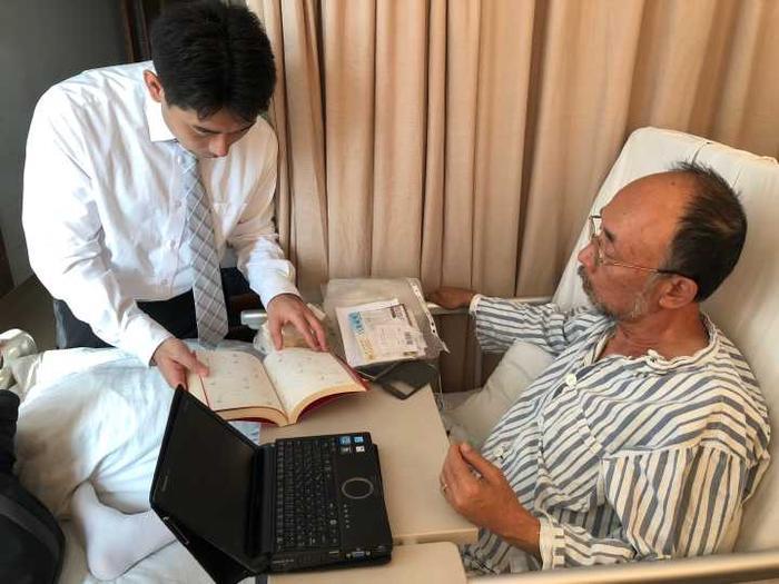 70岁日本著名织造学者在杭州突发脑梗昏迷