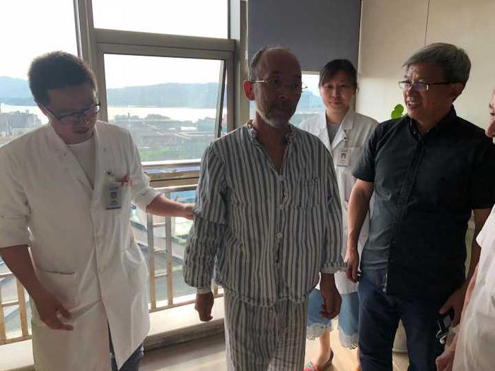 70岁日本著名织造学者在杭州突发脑梗昏迷