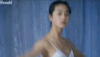 中国00后芭蕾少女刷屏！刘诗诗同款天鹅颈，堪比韩国整形范本！