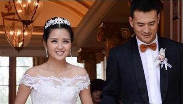 何洁曝离婚内幕：不想“伺候”他疯狂的欲望，郝子铭就是为了钱
