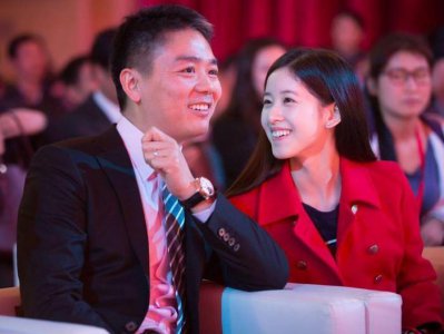 ​离婚大瓜被否？婚变传闻沸沸扬扬，京东都看不下去，霸气做出回应