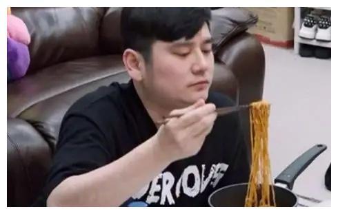 钱枫发胖惊呆汪涵！曾30天减掉20斤，放弃减肥的原因让人心疼