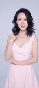 ​颜丹晨婚姻揭秘：几任丈夫及单身生活解析