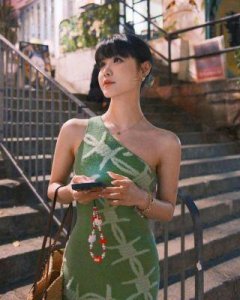 ​前港姐马赛转战中医，聚焦家庭生活与复出可能性