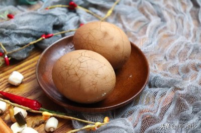 ​卖茶叶蛋20年老师傅教你茶叶蛋正确做法，易剥壳，蛋纹美观又入味