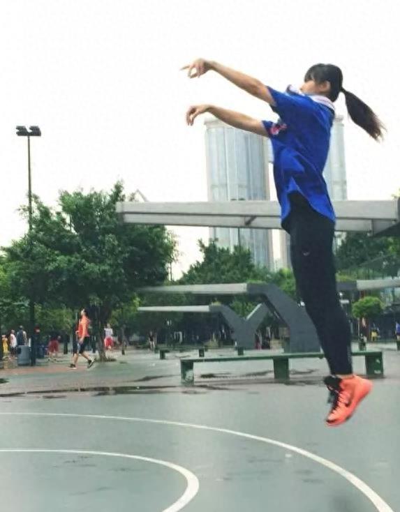 NBA最前线的女神陈美男生活，篮球迷共同的女神