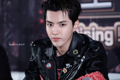​网传吴亦凡供出同伙？井柏然、何炅、范冰冰连夜报警自证清白