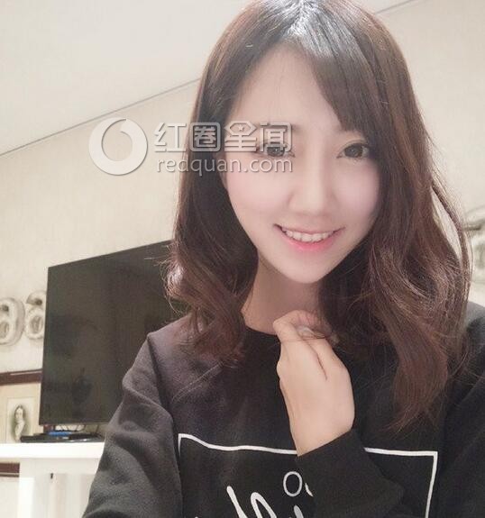 为什么说冯薪朵有钱 冯薪朵的家境如何
