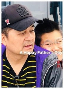 ​毕福剑女儿晒与父亲合照，23岁毕凌身材壮实，发型极具艺术气息