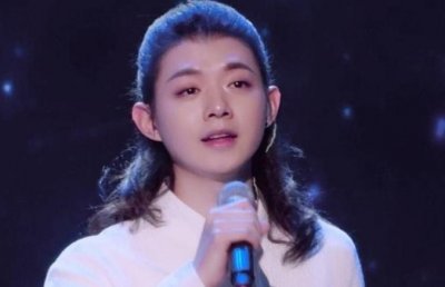 ​霍尊被“退货”了！大尺度聊天记录震碎三观，歌手平安也被牵连
