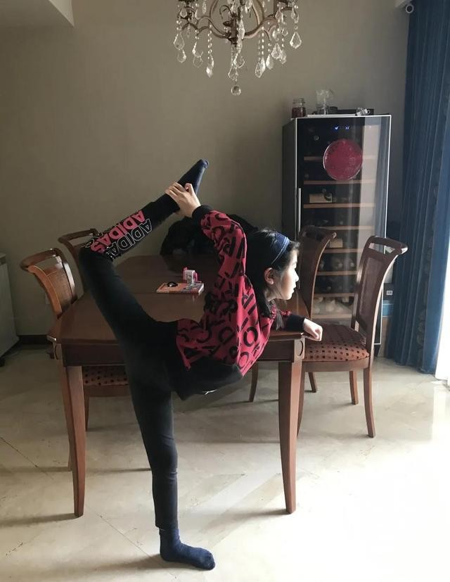 左小青个人资料简介及老公（左小青离婚的真正原因）(5)