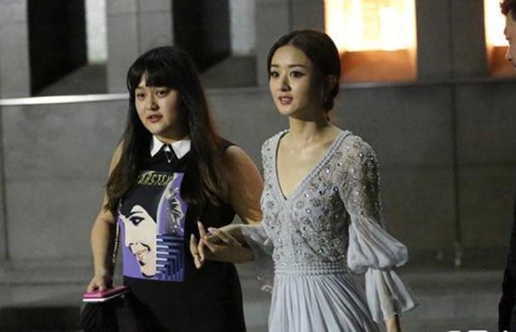 为什么明星助理都很胖「低工资高脂肪为啥每一个大咖身边都有一个胖助理」