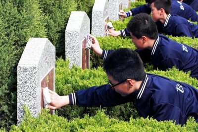 ​2025年清明祭祖扫墓最佳时间，4月4号可以上坟吗？