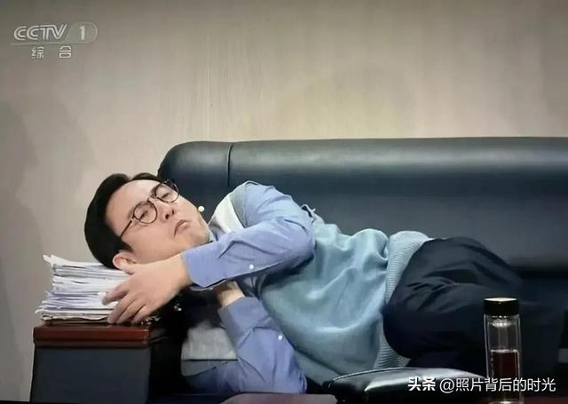 沈腾马丽小品缩短2分钟原因（他不是忘了一句台词）(2)