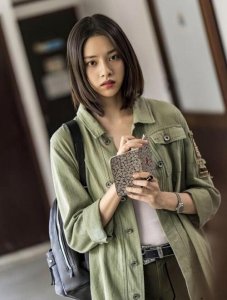 ​张艺上和黄景瑜的关系（黄景瑜绯闻女友暗讽热巴是3）