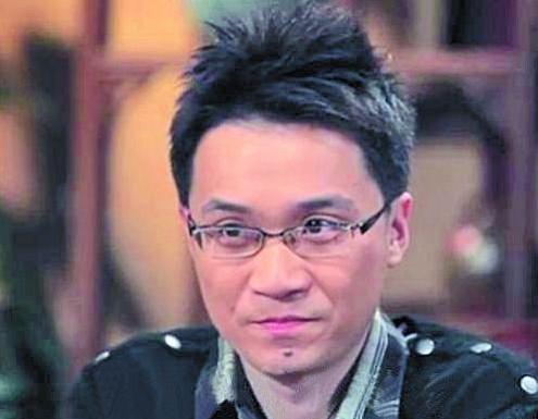 蔡明和丈夫结婚了吗（他是蔡明的神秘老公）(7)