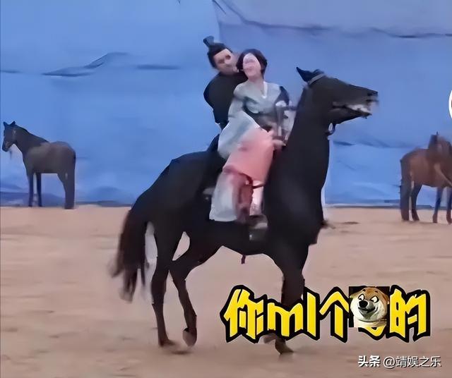 吴磊和赵露思私下什么关系（时隔1年再看骑马）(6)