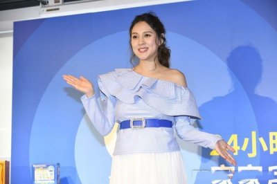 ​朱芯仪怀三胎爆胎盘剥离，又意外踩空头破血流送医
