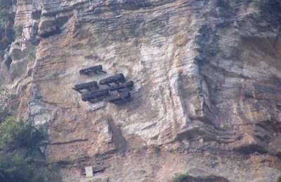 ​海上巨无霸24188箱集装箱船的中国荣耀配置世界上容量最大发电机