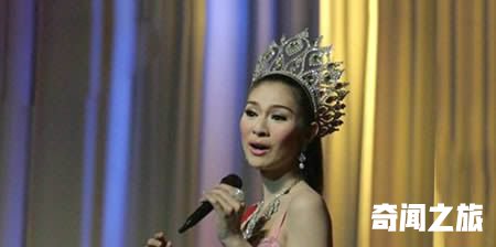 泰国最美人妖皇后 rose和Poy谁最美！(15)_