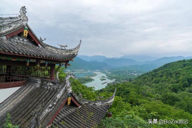四川自驾游必去十大景点排名（不能错过这10大名山秀水）(55)