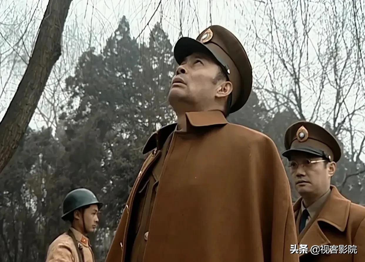 楚云飞左膀右臂，为什么在抗日战争结束后没有随楚云飞高升？