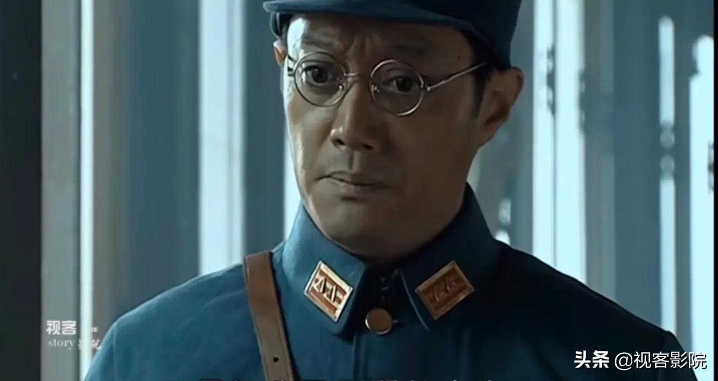 楚云飞左膀右臂，为什么在抗日战争结束后没有随楚云飞高升？