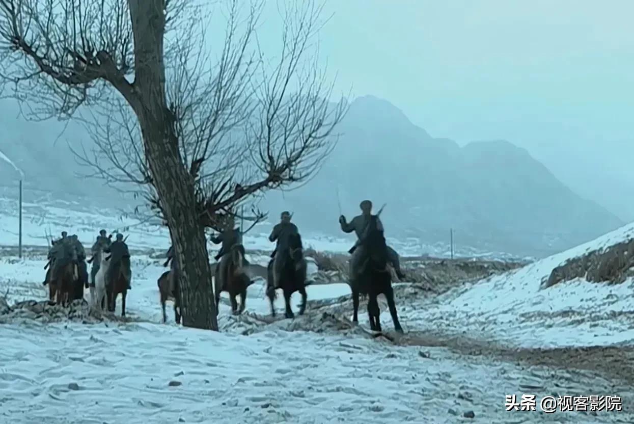 楚云飞左膀右臂，为什么在抗日战争结束后没有随楚云飞高升？