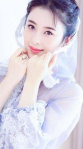 ​赵韩樱子改名引发热议，部分网友认为改后读起来较绕口