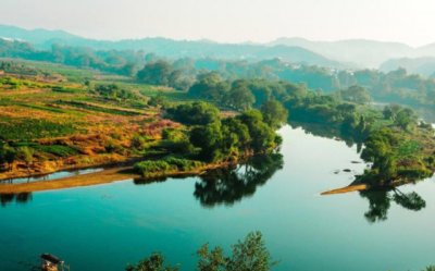 ​中国受欢迎的旅游景点有哪些 中国热门旅游景点排名前十名