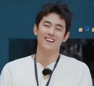 ​纪凌尘代言海澜之家引发热议，品牌形象受到质疑
