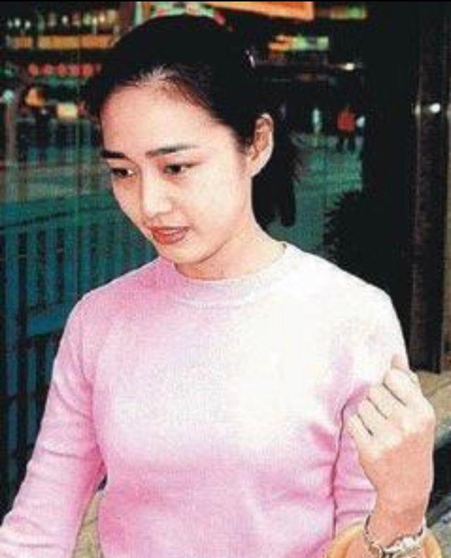 刘德华朱丽倩最新消息（刘德华演唱会6岁女儿首次公开露面）(14)