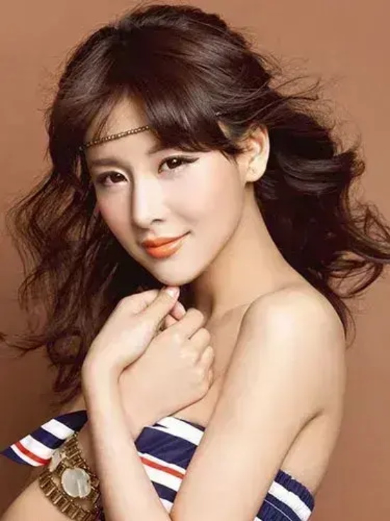 贾青的妩媚迷人高清写真合集
