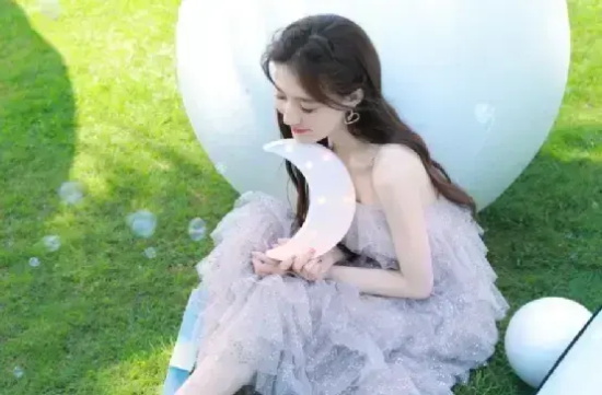 徐璐的甜美元气海边度假风写真合集