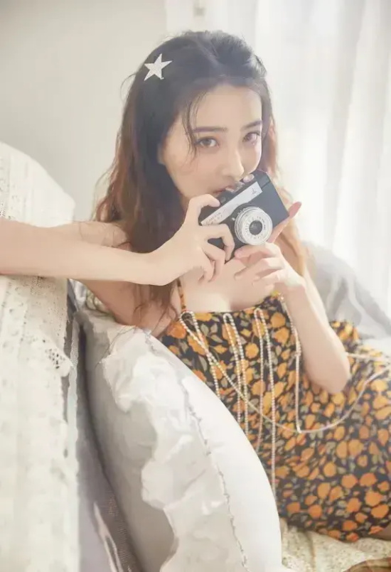 徐璐的甜美元气海边度假风写真合集
