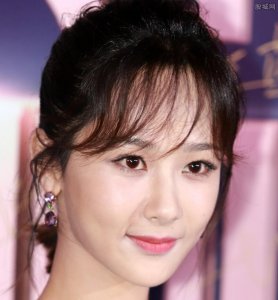 ​家有儿女杨紫多大 家有儿女杨紫凸点了吗