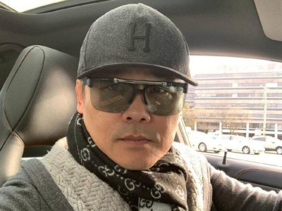 ​周立波唐爽被判互相道歉，周立波却一副胜利者姿态，点赞相关博文