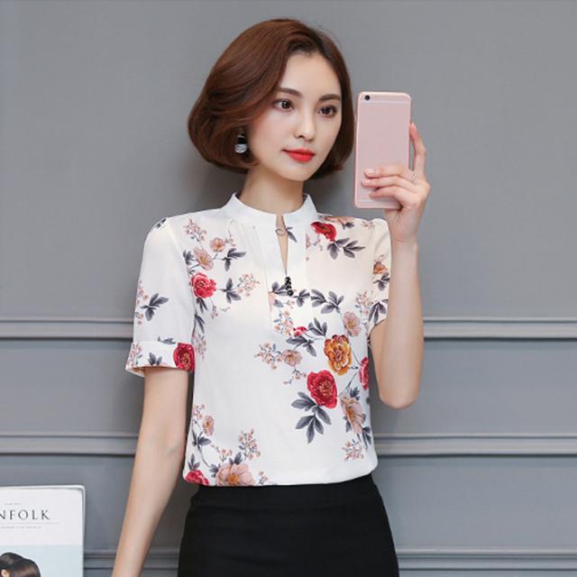 新款时尚女士短袖上衣，优雅时尚还减龄，穿出不一样的美