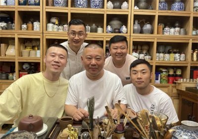​张九南妻子再发长文，曝丈夫出轨家暴成性，结婚至今动手20余次