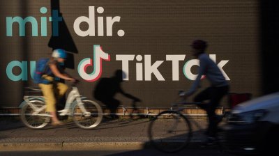 ​中国跨境电商巨头，纷纷消灭中间商？