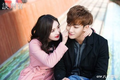 ​黄子韬「死皮赖脸」苦追杨幂 差6岁姐弟恋被捏脸也甘愿