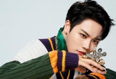 ​恋情曝光，从支持到脱粉，林彦俊粉丝有错吗？