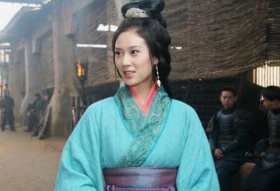 新三国小乔扮演者