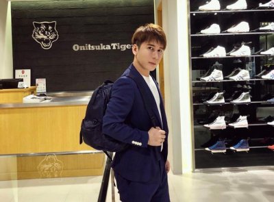 ​时尚先生余小泉助力广州新店开业