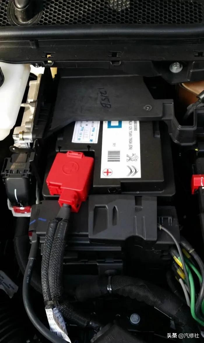 电池安装正负极图片(汽车负极断电和正极断电的区别)