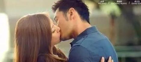 盘点尴尬的吻戏，杨幂要求吃大蒜，刘诗诗崩溃大哭，皇阿玛是高手