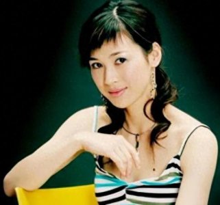 ​气质女神童蕾绝美写真