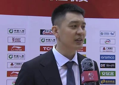 ​辽宁输得太冤？裁判闫军出现误判，到现在为止无人指责！