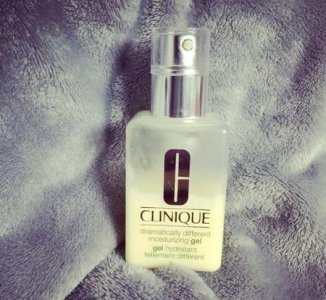 ​兰蔻粉水可以搭配其他牌子的乳液吗(用兰蔻粉水搭什么乳液好)